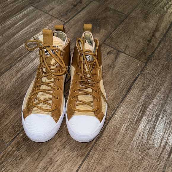 UNISEX CONVERSE CHUCK TAYLOR ALL STAR SNEAKER SHOES - Picture 2 of 9